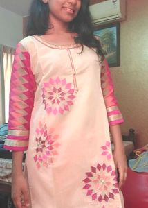 Floral Embroidered Kurta Set