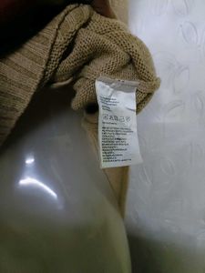 H&amp;m Cropped Knit Sweater