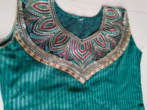 Lightweight Short Kurti With Sequin And Embroidery