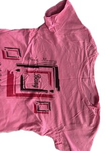 Women T-shirt Pink