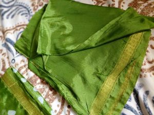 Mahendi Colour Bandhni