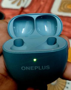 OnePlus Nord Buds CE TWS (ONLY CHARGING CASE)