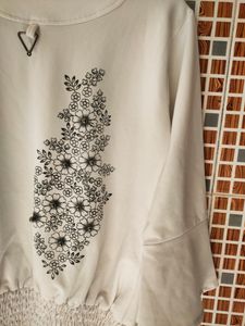 White 🤍 Top For Women