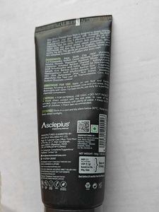 Sniss Charcoal Face Wash