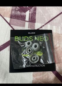 Wireless Bluetooth Earbuds