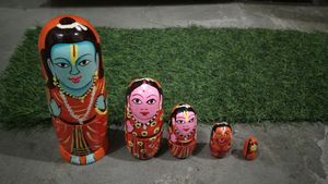 Wooden Colourfull Ramji Family Set