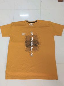 MUSTARD YELLOW TSHIRT