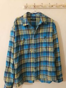 &#34;Checkered Charm: The Ultimate Casual Shirt&#34;