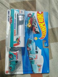 Hot Wheels Sweet Delivery