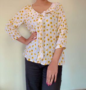 Floral Print Ruffle Top