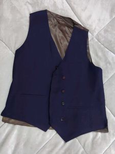 3P Gents Party Wear Suite For Sale