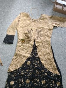 Elegant Embroidered Kurta