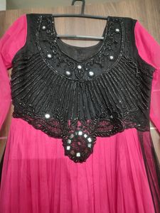 🖤💗Barbie Gown 😍