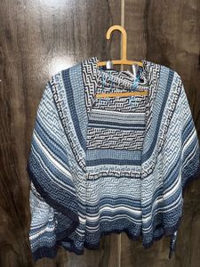 Stylish Blue Patterned Cardigan