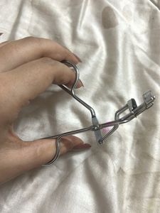 Eyelash Curler