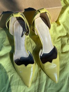 Yellow Heels