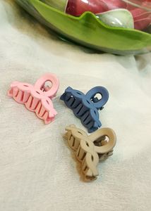 (₹69)3 Minimal Cute Claws❤️