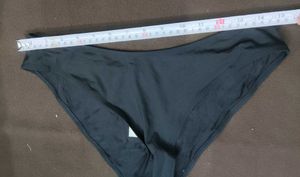 H&amp;M Black Cheeky Briefs - New 🔥