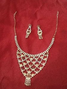 Necklace Set With Earring