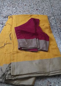 Handloom Saree With Blouse