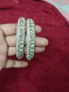 Silver Stone Kundan Bangles