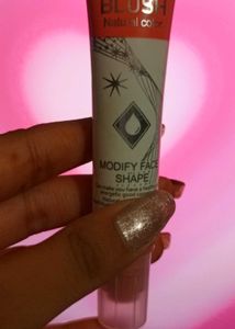 Huda Matte Me Liquid Blush
