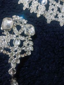 Sparkling Silver Jewelry Set