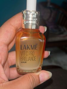 Lakme Vit C Pro Brilliance Serum