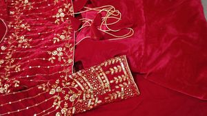 Totally new close Up Video Add Trendy Gown