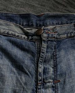 WRANGLER STAIGHT FIT JEANS