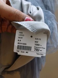 Brand New Ruffled Grey Skirt ✨️