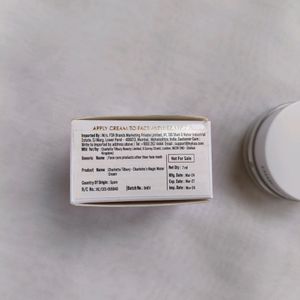 Charlotte Tilbury Magic Water Cream