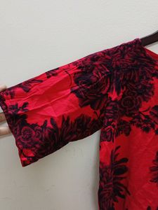 Red ♥️ Floral Crop Top