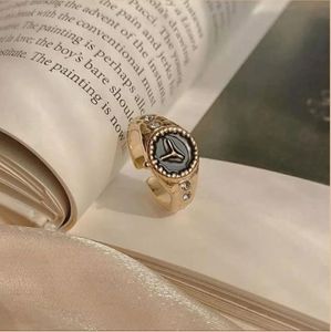 Royal Oracle Ring