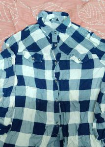 Girl&#39;s  Checked Casual Shirt