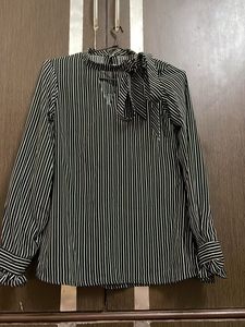 Knot Neck Top