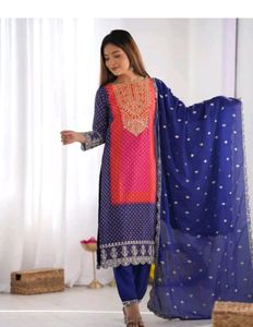 New/Unused Beautiful Chanderi Silk Kurta Set