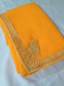 Yellow Chiffon saree😍