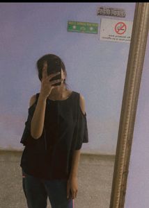 Trendy Summer Shoulder Cut Top