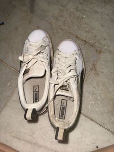 Puma Sneakers