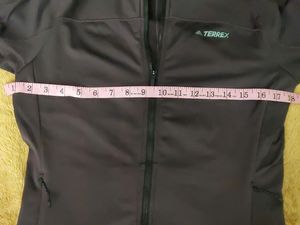 ADIDAS Terrex Purple Mauve Jacket Active Wear 34🧥