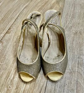 Elegant Gold Peep-Toe Heels