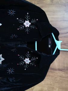 embroidered..fur detailed jacket