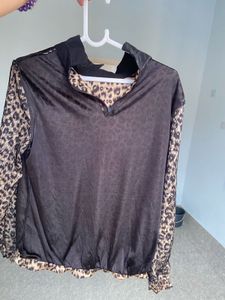 Leopard Print Sheer Sleeve Top