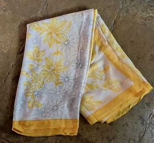 Vintage Floral Print Saree