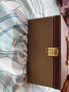 Vintage Style Cosmetic Box