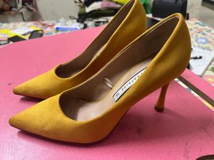 H&amp;M &amp; Zara Combo ..hot pink sling back heels