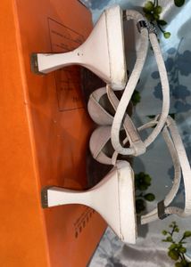 Slim Heel