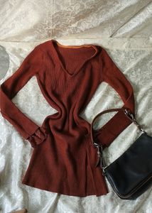 Lacey Slit Bodycon Dress🎀🍒