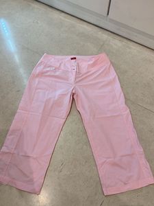 Pink Colour Capri